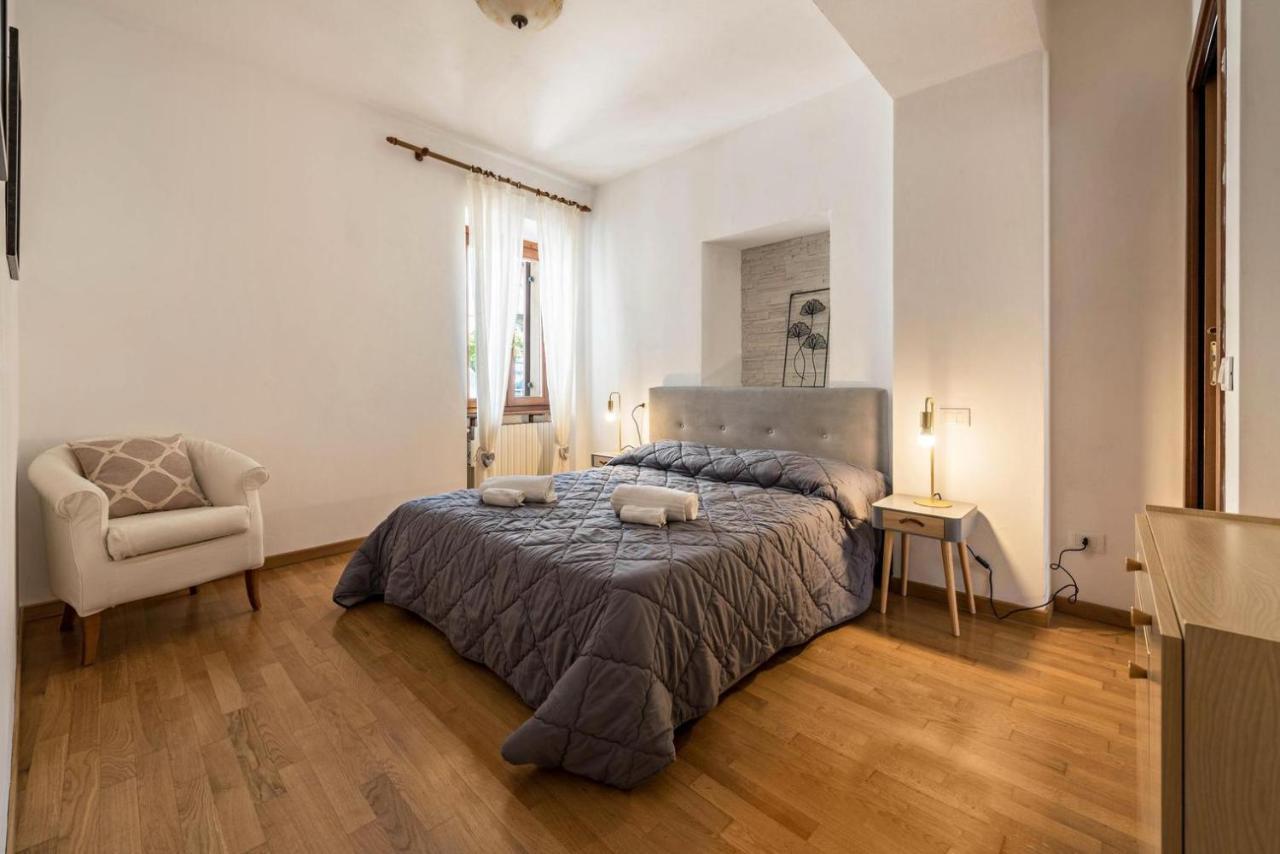 La Casa Del Borgo Con Parcheggio Appartement Malcesine Buitenkant foto